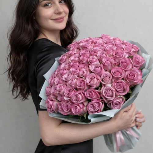 Букет из 51 розовой розы Кения