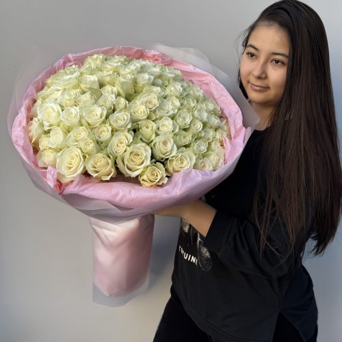 Букет из 101 белой розы Кения (размер L)