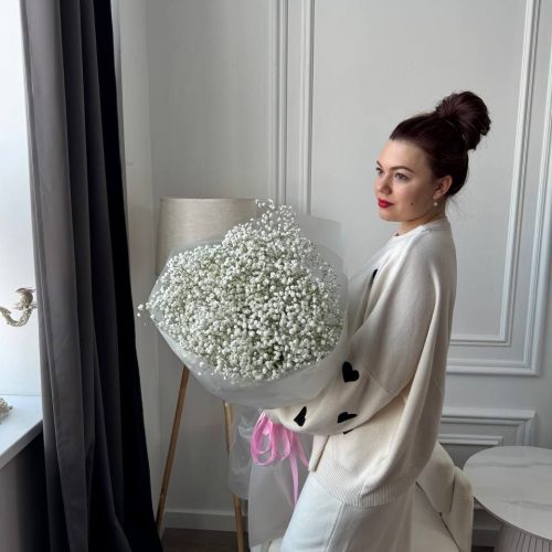 Букет-гигант из белоснежной гипсофилы