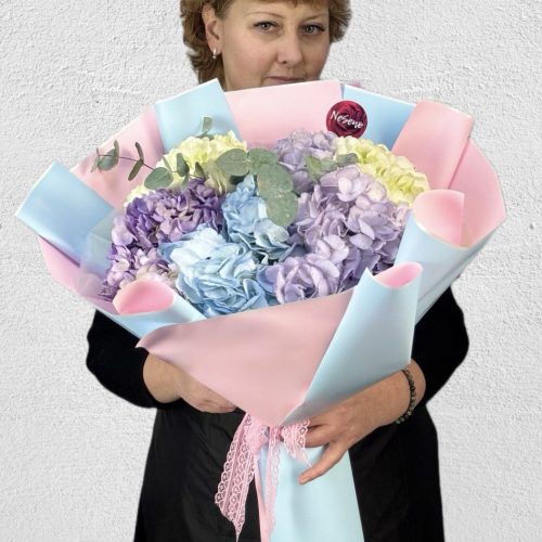 Букет из гортензий "Шарики мороженого"