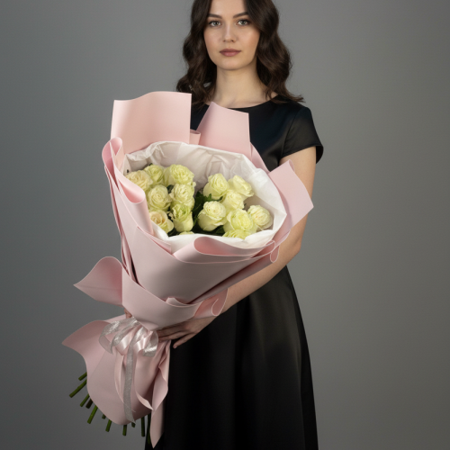 Букет-гигант из белых роз (Размер М)