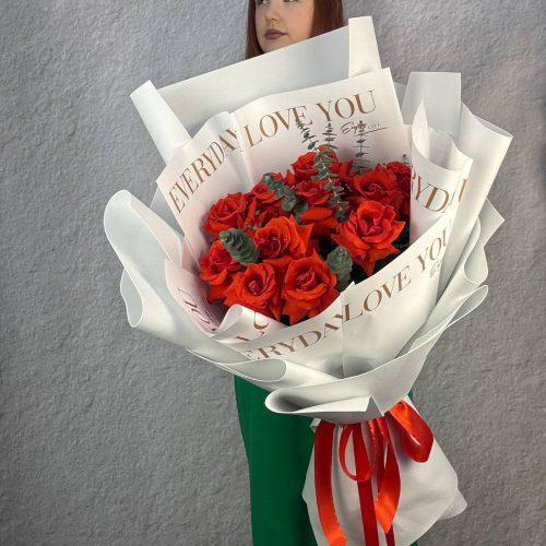 Букет-гигант премиальных французских роз сорт Нина Эквадор