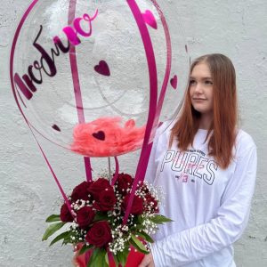 Шар баблз с розами и гипсофилой (S)