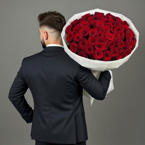 Букет из 51 бордовых роз Эксплоуэр Эквадор