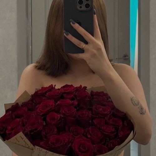 Букет из 51 бордовых роз Эксплоуэр Эквадор