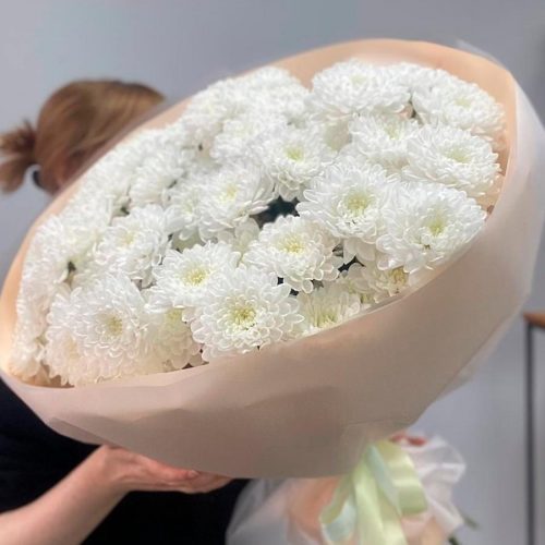 Букет хризантем "Белоснежное облако"