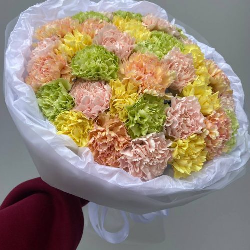 Букет из диантусов "Цветочный шарм"