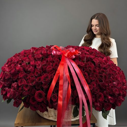 WOW корзина из 1001 розы