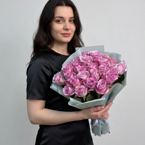 Букет из 25 розовых роз