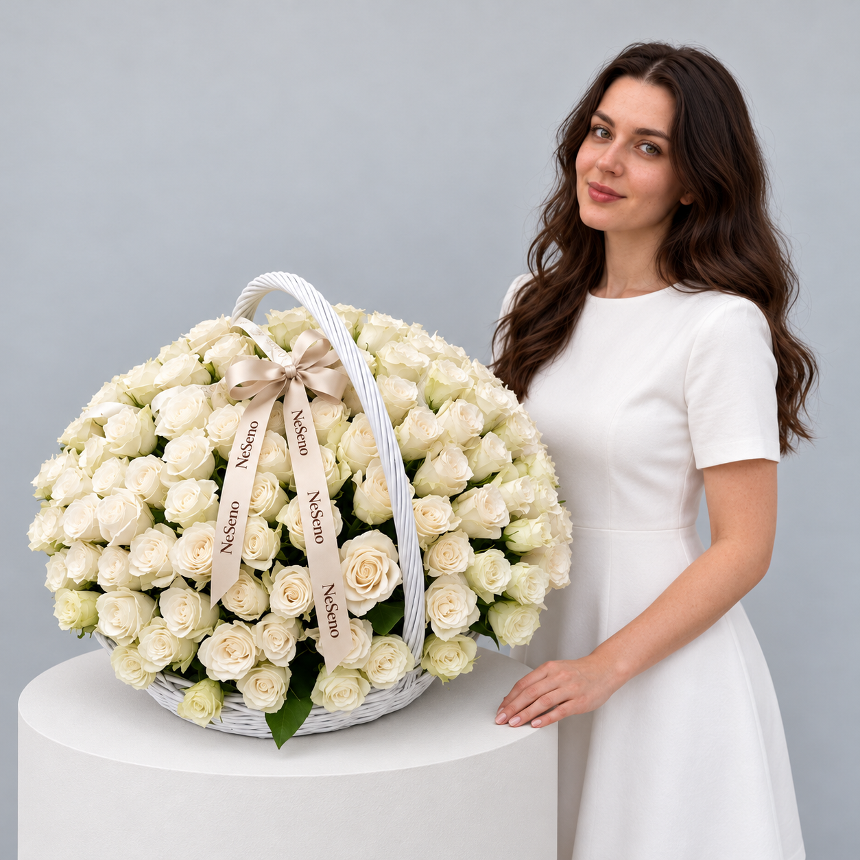 Корзина «101 белая роза» 3